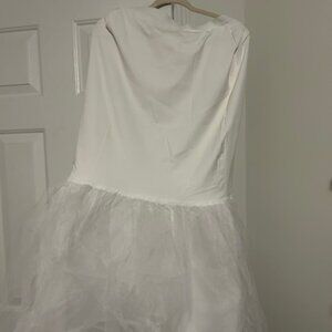White Trumpet Silhouette Slip Size Large